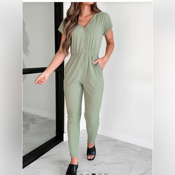 Vanilla Bay Peach Bentley Best Laid Plans Zip-Front Hooded Ribbed Jumpsuit - Picture 2 of 9